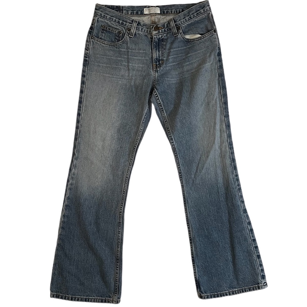 American Eagle Outfitters Favorite Fit Denim Blue Jeans (Petite 6)